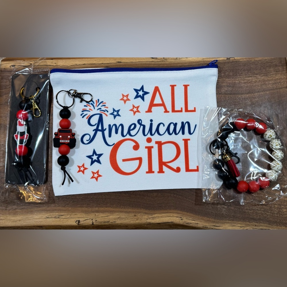 All American Girl Stars & Stripes Accessory Set Silicone Bracelet and Keychains